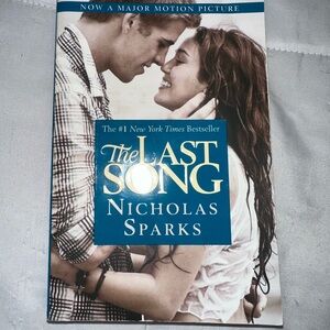 The Last Song by Nicholas Sparks Paperback